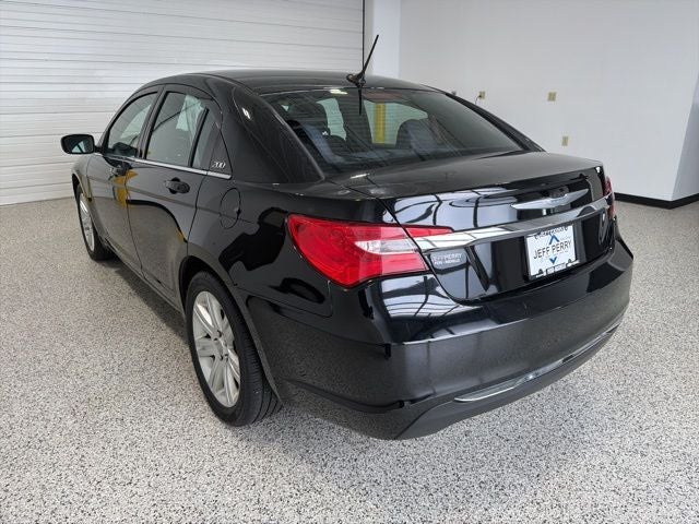 2013 Chrysler 200 Touring