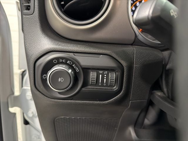 2020 Jeep Wrangler Unlimited Willys 4X4