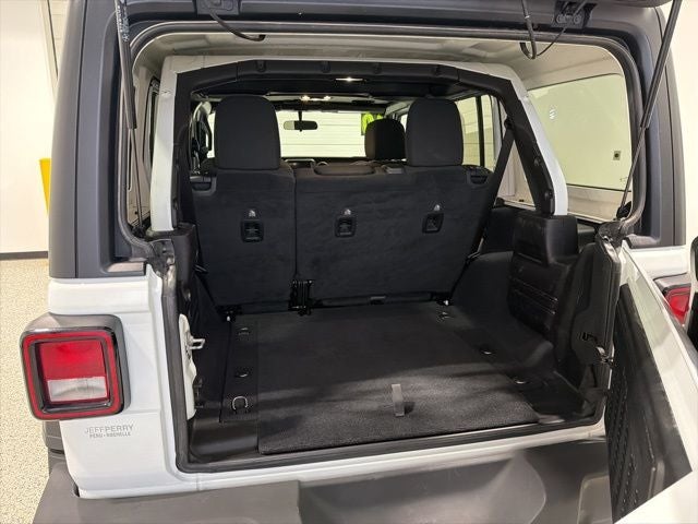 2020 Jeep Wrangler Unlimited Willys 4X4