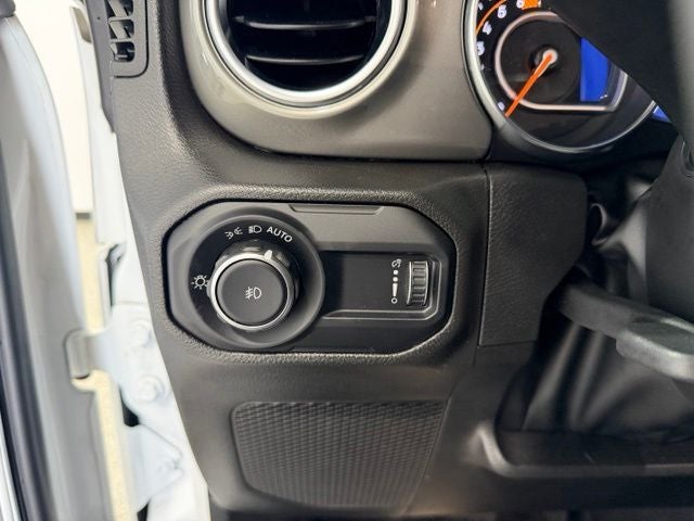2023 Jeep Wrangler 4-Door Sahara