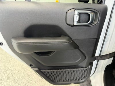 2023 Jeep Wrangler 4-Door Sahara