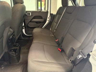 2023 Jeep Wrangler 4-Door Sahara