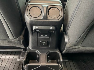2023 Jeep Wrangler 4-Door Sahara