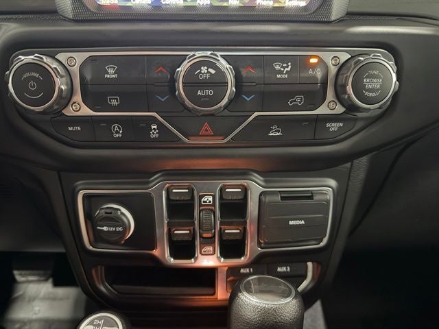 2023 Jeep Wrangler 4-Door Sahara 4x4