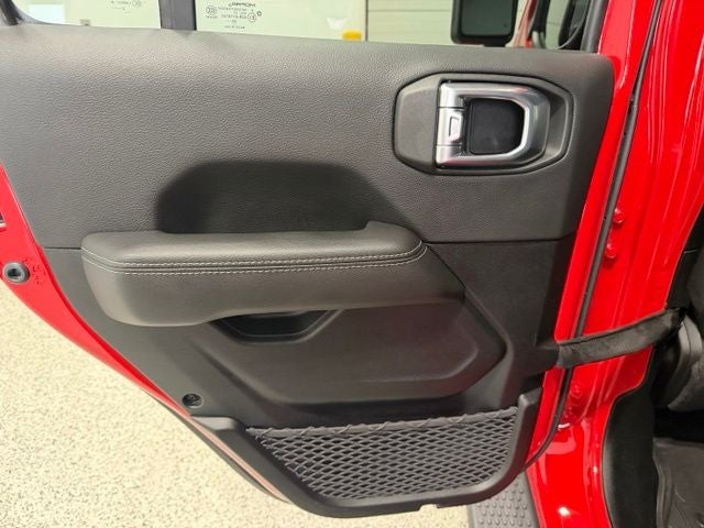 2023 Jeep Wrangler 4-Door Sahara 4x4
