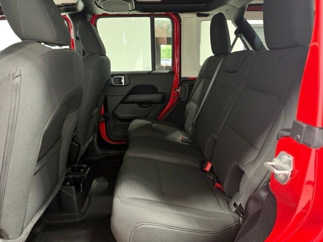 2023 Jeep Wrangler 4-Door Sahara 4x4