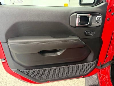2023 Jeep Wrangler 4-Door Sahara 4x4
