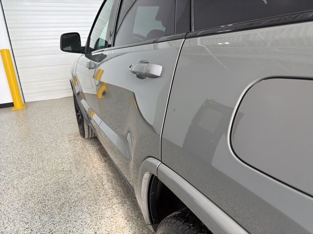 2021 Jeep Grand Cherokee Laredo X 4x4