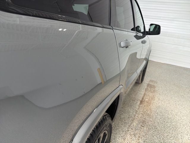 2021 Jeep Grand Cherokee Laredo X 4x4