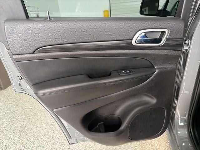 2021 Jeep Grand Cherokee Laredo X 4x4