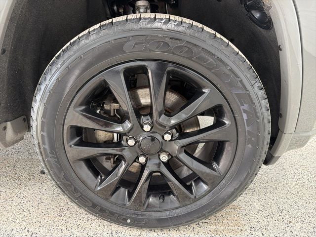 2021 Jeep Grand Cherokee Laredo X 4x4