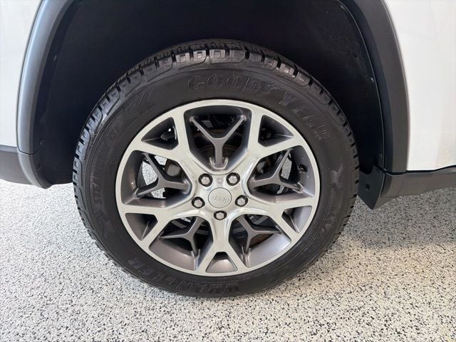 2019 Jeep Grand Cherokee Limited 4x4