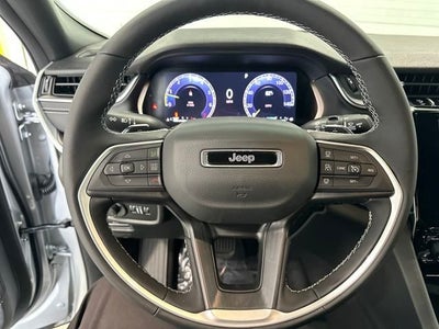 2025 Jeep Grand Cherokee GRAND CHEROKEE LAREDO 4X4