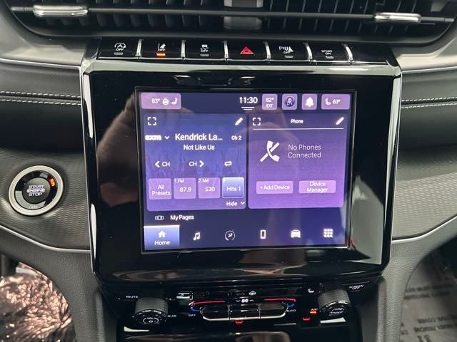 2025 Jeep Grand Cherokee GRAND CHEROKEE LAREDO 4X4