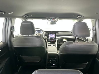 2025 Jeep Grand Cherokee GRAND CHEROKEE LAREDO 4X4