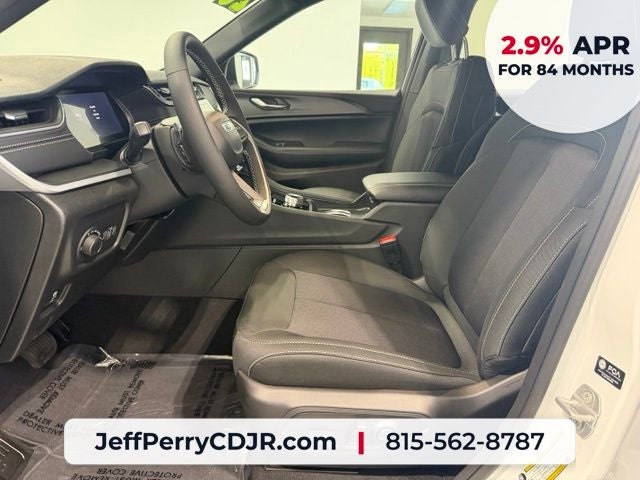 2026 Jeep Grand Cherokee GRAND CHEROKEE LAREDO X 4X4