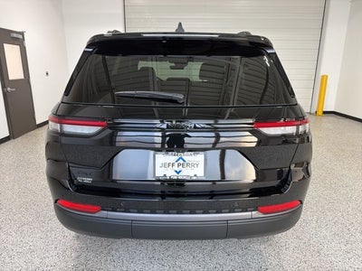 2026 Jeep Grand Cherokee GRAND CHEROKEE LAREDO ALTITUDE 4X4