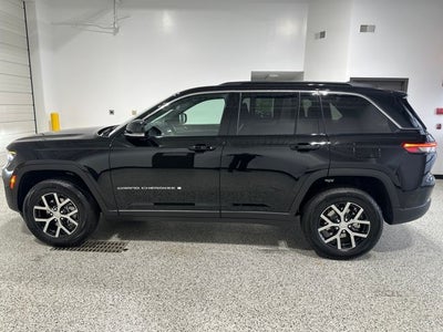 2025 Jeep Grand Cherokee GRAND CHEROKEE LIMITED 4X4