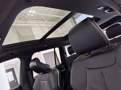 2023 Jeep Grand Cherokee Overland 4x4