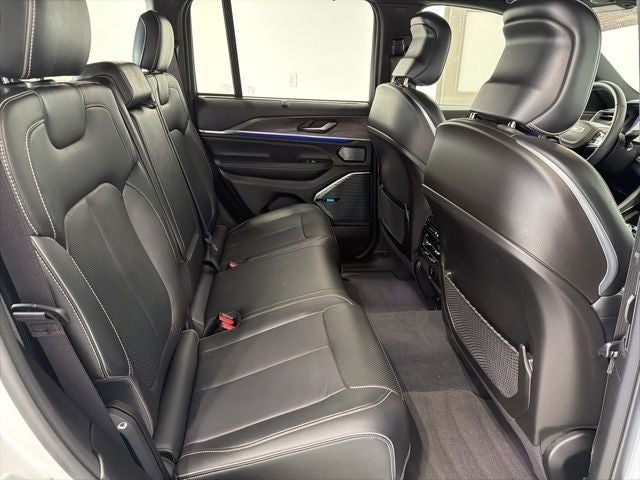 2023 Jeep Grand Cherokee Overland 4x4