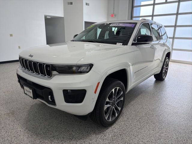 2023 Jeep Grand Cherokee Overland 4x4