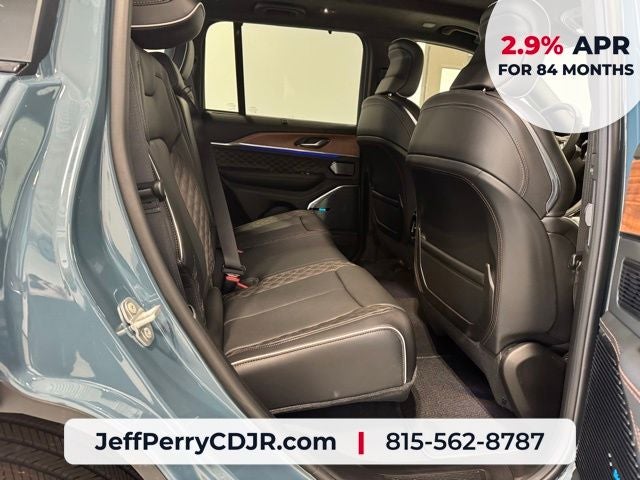 2026 Jeep Grand Cherokee GRAND CHEROKEE SUMMIT 4X4