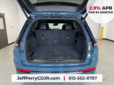 2026 Jeep Grand Cherokee GRAND CHEROKEE SUMMIT 4X4