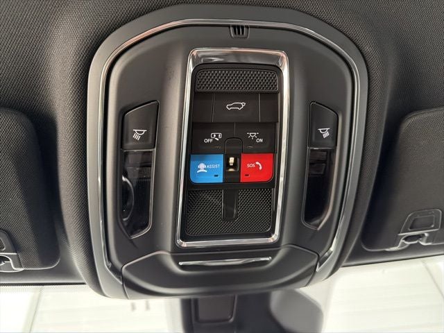 2023 Jeep Grand Cherokee L Altitude 4x4