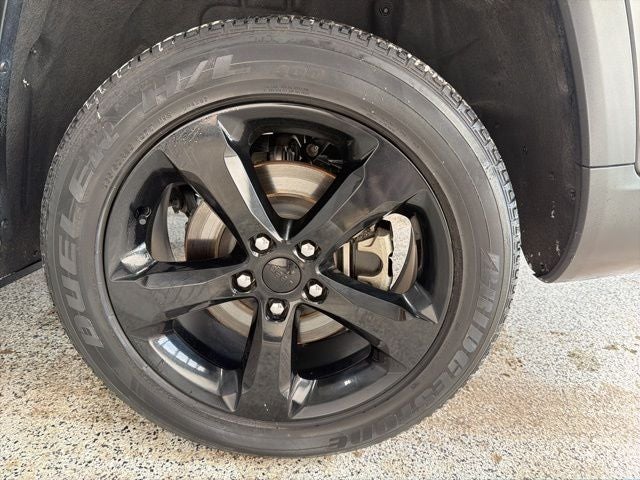 2023 Jeep Grand Cherokee L Altitude 4x4