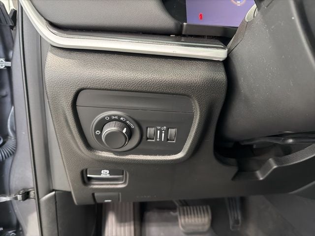 2022 Jeep Grand Cherokee L Laredo 4x4