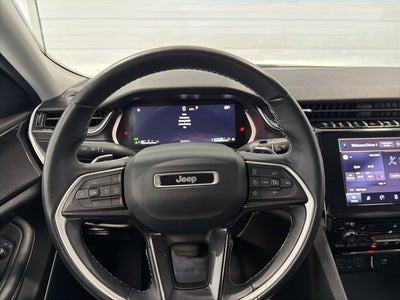 2022 Jeep Grand Cherokee L Laredo 4x4