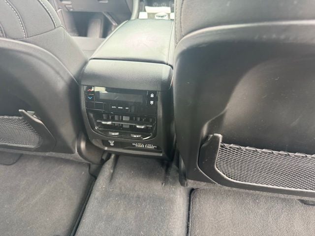 2022 Jeep Grand Cherokee L Laredo 4x4