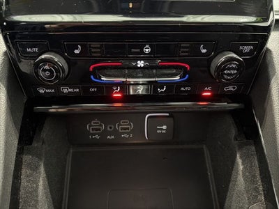 2022 Jeep Grand Cherokee L Laredo 4x4