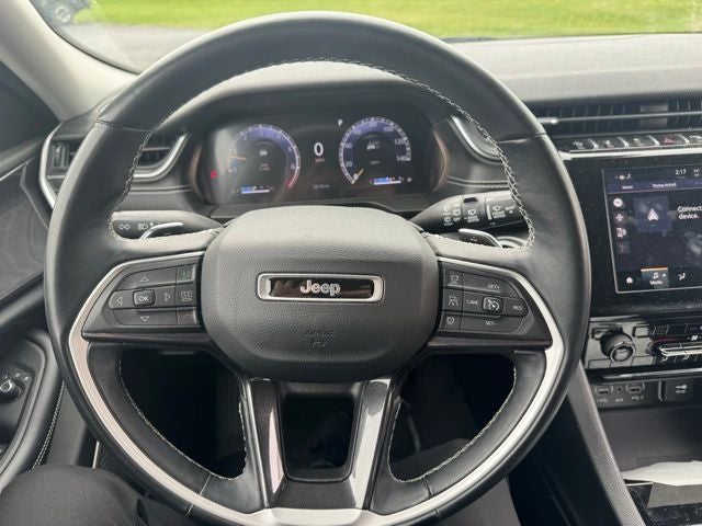 2022 Jeep Grand Cherokee L Laredo 4x4