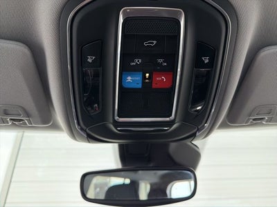 2022 Jeep Grand Cherokee L Laredo 4x4