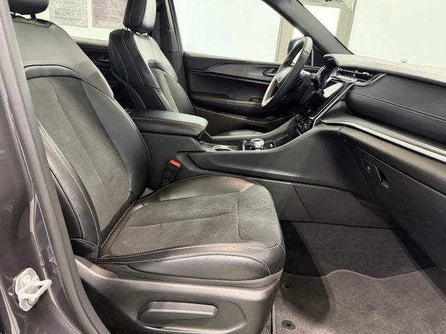 2024 Jeep Grand Cherokee L Altitude X 4x4