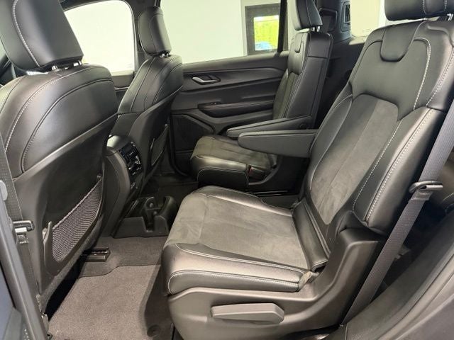 2024 Jeep Grand Cherokee L Altitude X 4x4