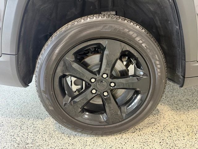 2024 Jeep Grand Cherokee L Altitude X 4x4