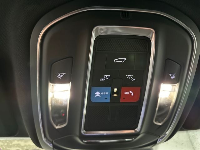 2023 Jeep Grand Cherokee L Altitude 4x4