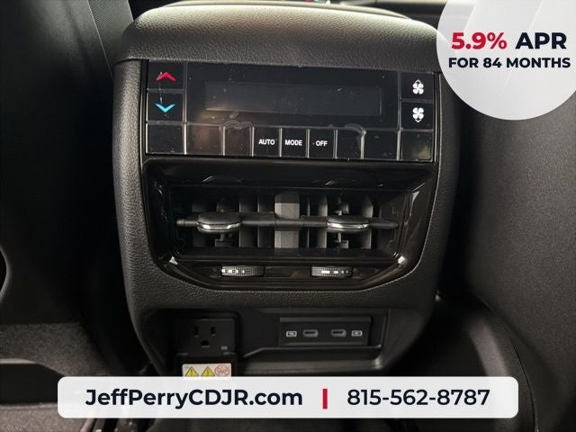 2026 Jeep Grand Cherokee GRAND CHEROKEE L LAREDO ALTITUDE 4X4