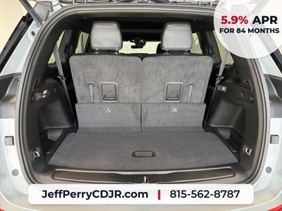 2026 Jeep Grand Cherokee GRAND CHEROKEE L LAREDO ALTITUDE 4X4