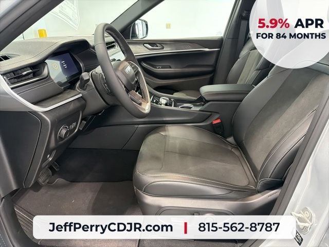 2026 Jeep Grand Cherokee GRAND CHEROKEE L LAREDO ALTITUDE 4X4