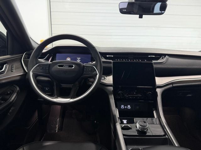 2025 Jeep Grand Cherokee L Limited 4x4