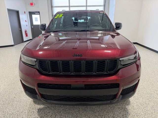 2025 Jeep Grand Cherokee L Limited 4x4