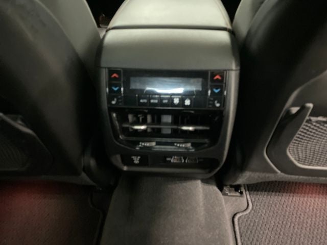 2023 Jeep Grand Cherokee L Summit 4x4