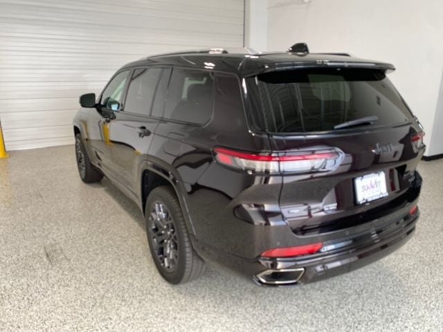 2023 Jeep Grand Cherokee L Summit 4x4