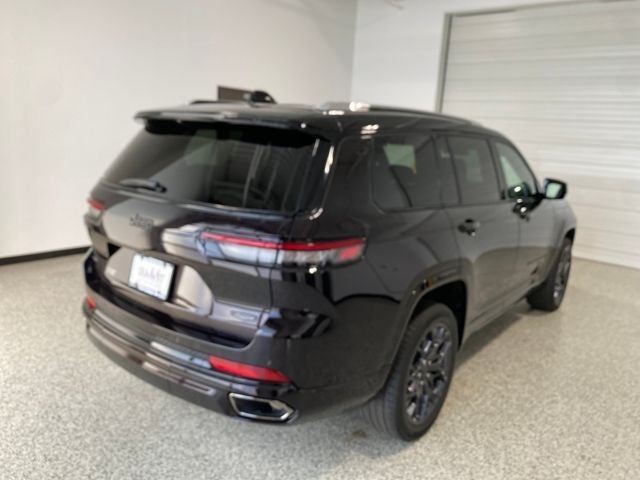 2023 Jeep Grand Cherokee L Summit 4x4