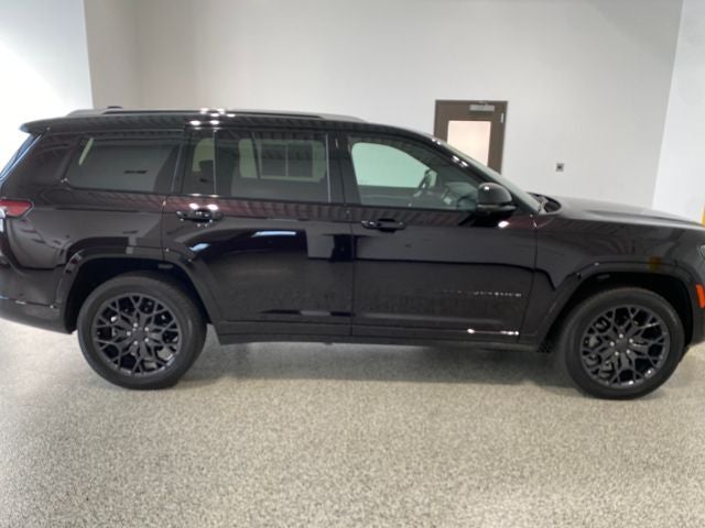2023 Jeep Grand Cherokee L Summit 4x4