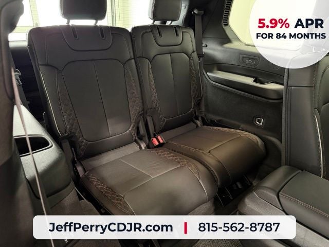 2026 Jeep Grand Cherokee GRAND CHEROKEE L SUMMIT 4X4
