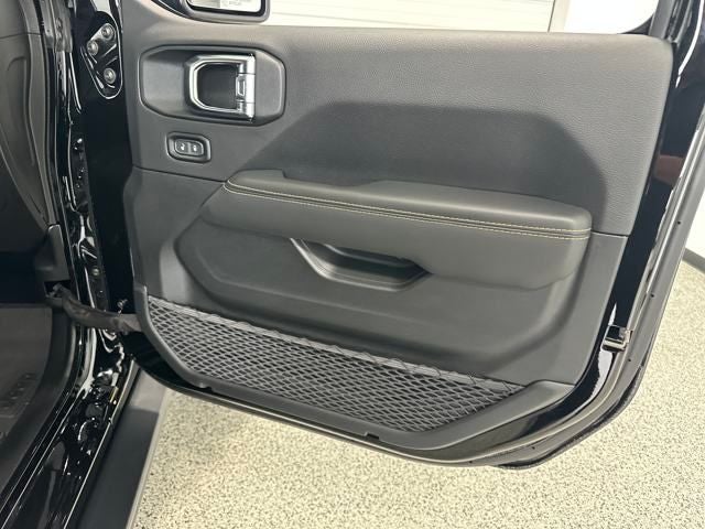 2025 Jeep Wrangler WRANGLER 4-DOOR RUBICON 392